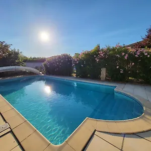 Avec Piscine Lou Minestraue Vakantiehuis Entraigues-sur-la-Sorgue
